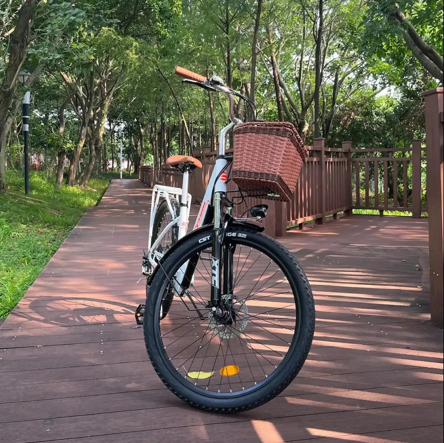 CYSUM Cityrun Electric Bike Step Through Commuter E-Bike Adults up to 32 Km/h