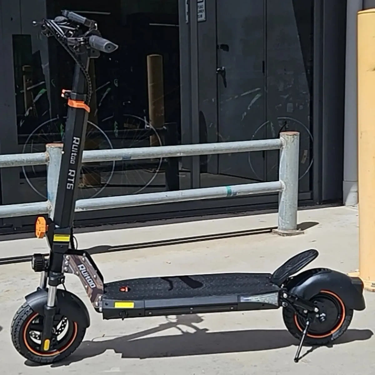 Ruitoo RT6 Electric Scooter Long Range Foldable with Dual Suspension up to 50 Km/h