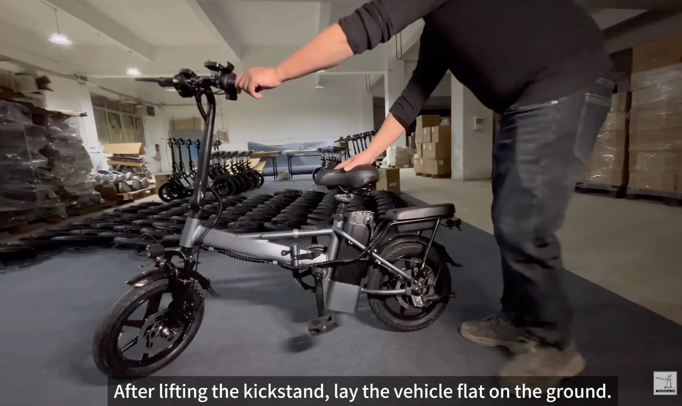 Load video: AOVO PRO EB60 Electric Bike