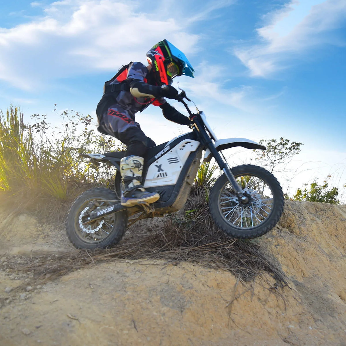 VIPCOO H2 electric dirt bike for adult and teen riders