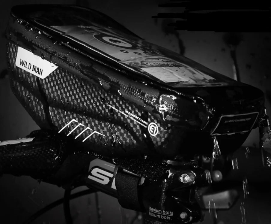 Hard Shell Bicycle Handlebar Bag with Touchscreen