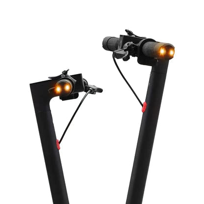 AOVOPRO AP07 Electric Scooter Foldable with App and Dual Suspension up to 31 Km/h
