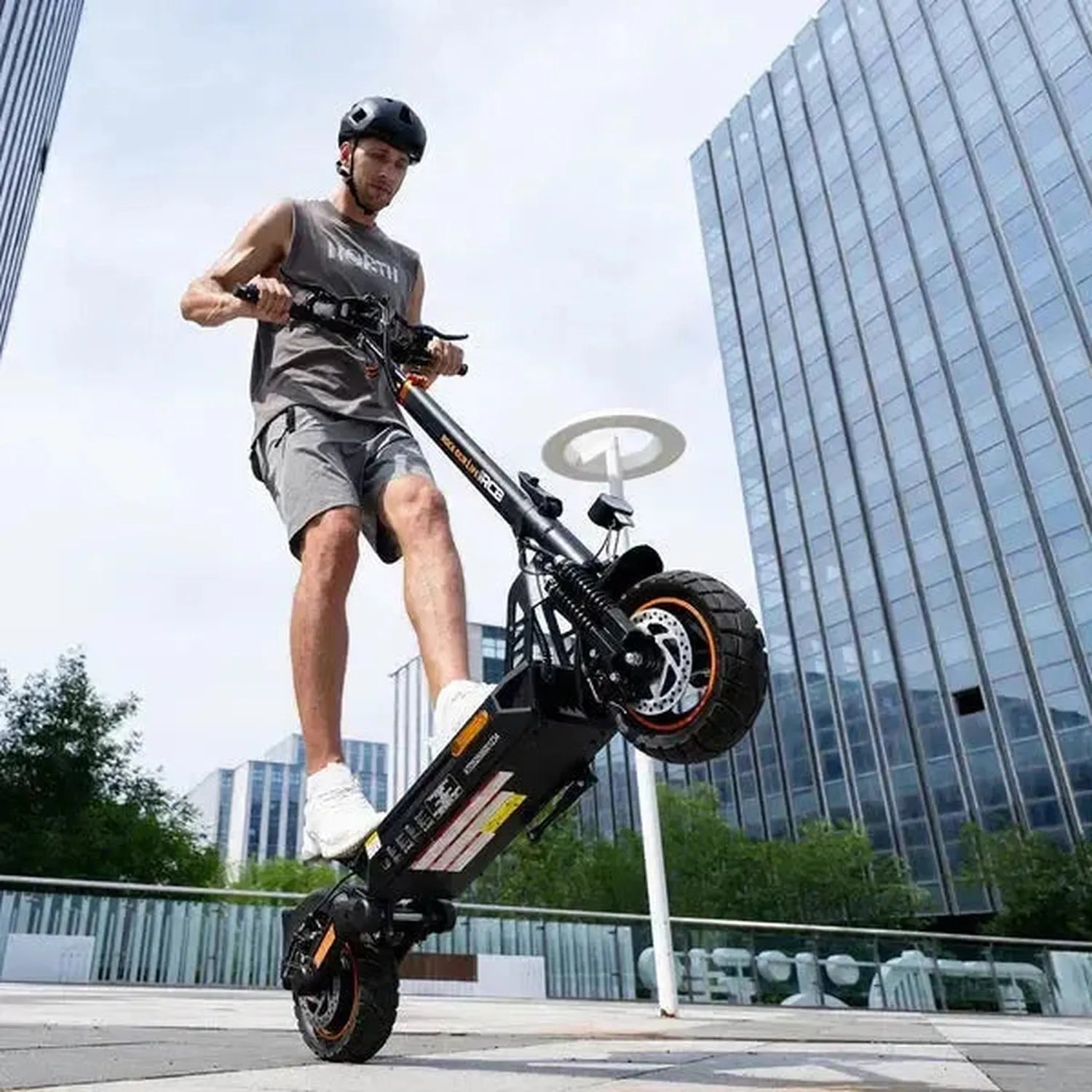 RCB D5 Electric Scooter Long Range Foldable with Pneumatic Tyres up to 32 Km/h