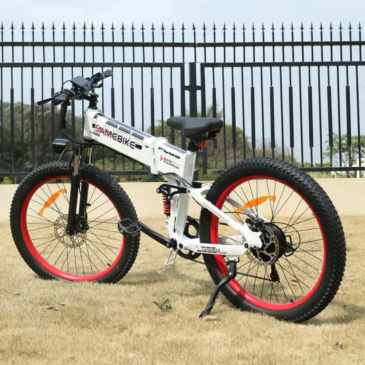 Elektryczny rower górski SAMEBIKE LO26 Plus z grubymi oponami