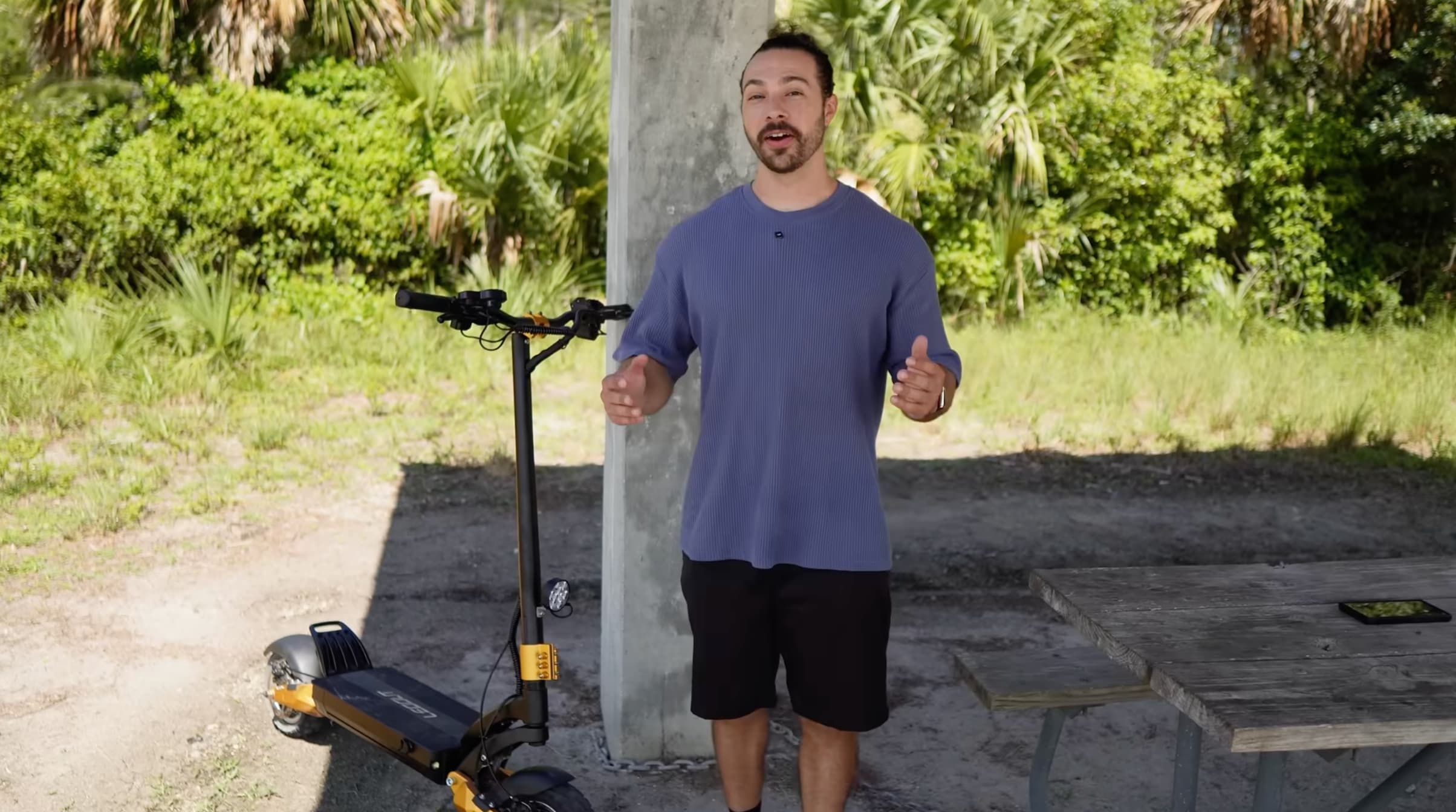 Load video: AOVO PRO LADPAD LP60XB Electric Scooter