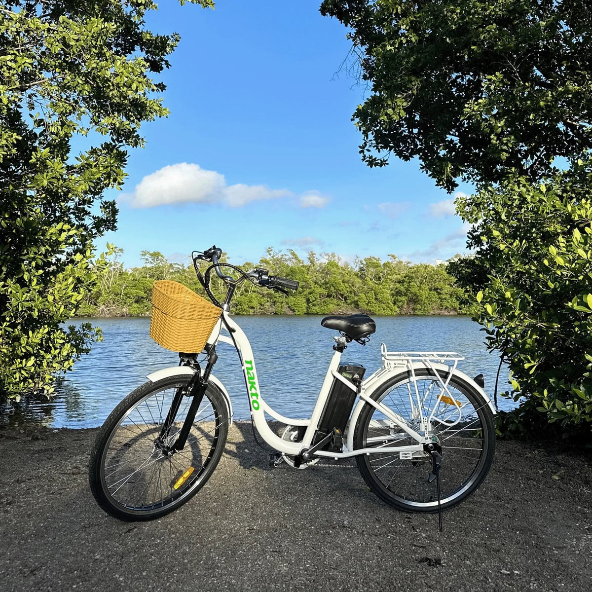 NAKTO Camel 2 frame and battery view